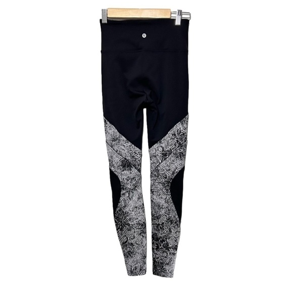 Lululemon leggings Sweat and Repeat size 4 grey black (2018) - Picture 2 of 11